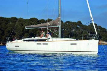 Yachtcharter custom/34958/GENESIS_1_pic1