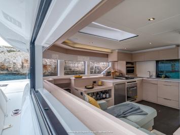 Yachtcharter Lagoon55 62cab Sofia 1