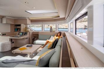 Yachtcharter Lagoon 55 Millennium Salon