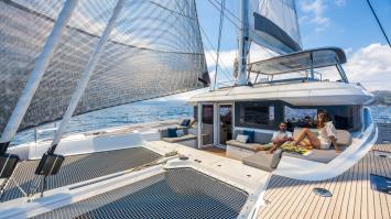 Yachtcharter Lagoon 60 5 Kabinen Innenansicht 2