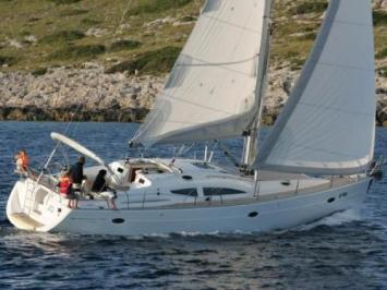 Yachtcharter Elan 434 Impression Seitenansicht 4 Cab 2 WC