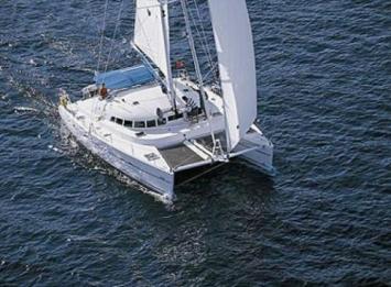 Yachtcharter Lagoon 470 Luftaufnahme 4Cab 4WC