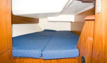 Yachtcharter Sun Odyssey 40 3Cab cabin