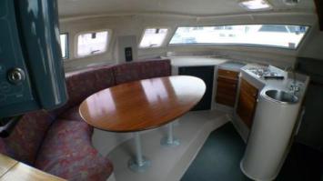 Yachtcharter Tobago 35 Salon 3 Cab 1 WC