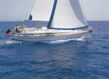 Yachtcharter Bavaria 34 3cab top