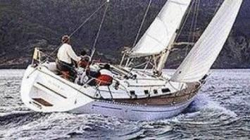 Yachtcharter Dufour 41 Classic Heckansicht 3 Cab