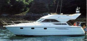 Yachtcharter Princess 420 Seitenansicht jpg