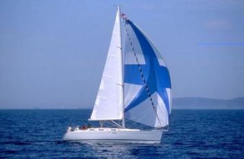 Yachtcharter Dufour 385 Seitenansicht 3 Cab 1 WC