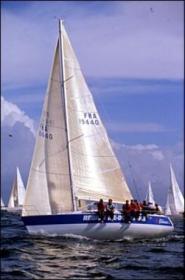 Yachtcharter Sun Fast 37 Seitenansicht 3 Cab 1 WC
