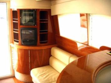 Yachtcharter Astondoa 46 Salon 3 Cab 2 WC 1