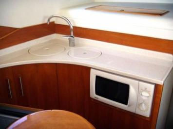 Yachtcharter Astondoa 46 Pantry 3 Cab 2 WC 1
