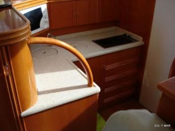 Yachtcharter Astondoa 40 Pantry 2 Cab 1 WC