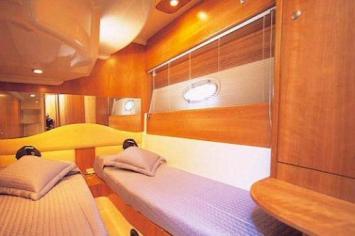 Yachtcharter Salpa Laver 38.5 Gaestekabine