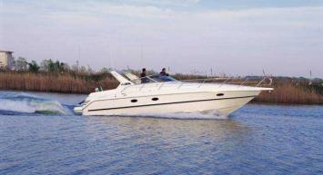 Yachtcharter Cranchi Smeraldo 37 (2Cab/1WC) Seitenansicht