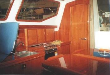 Yachtcharter Hanse 371 DS Pantry