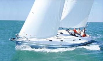 Yachtcharter Harmony 42 Seitenansicht 3 Cab 2 WC 1