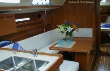 Yachtcharter Dufour 40 Salon 3 Cab 2 WC