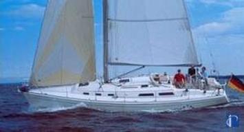 Yachtcharter Hanse 371 Seitenansicht