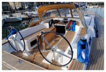 Yachtcharter Dufour 525 Cockpit 4 Cab 3 WC