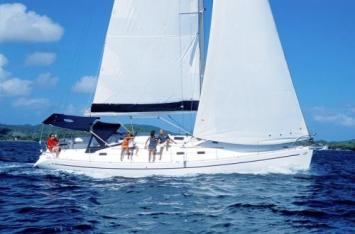 Yachtcharter Harmony 47 Seitenansicht 4 Cab 2 WC