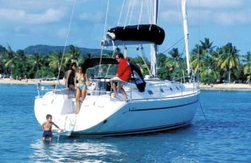 Yachtcharter Harmony 47 Anker 4 Cab 2 WC 1