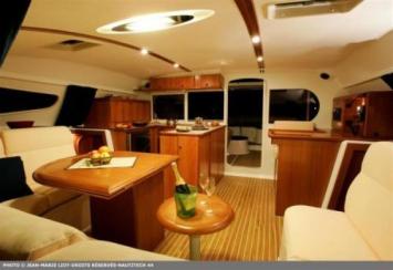 Yachtcharter Nautitech 44 (3+1Cab/2+1WC)