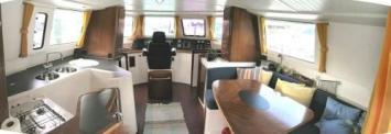 Yachtcharter Maryland 37 Kartentisch 2 Cab 2 WC