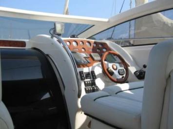 Yachtcharter Astondoa 40 Open Cockpit 2 Cab 1 WC 1