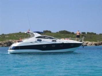 Yachtcharter Astondoa 40 Open Seitenansicht 2 Cab 1 WC