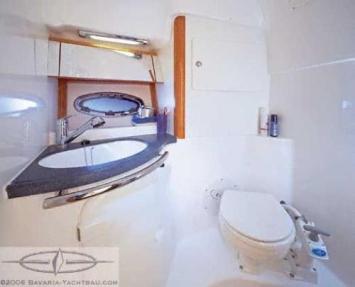 Yachtcharter Bavaria BMB 27 Sport Nasszelle