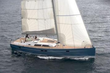 Yachtcharter Hanse 540 E Seitenansicht 4 Cab 4 WC