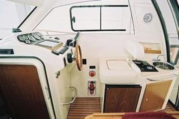 Yachtcharter Adex Motivo 29 Cockpit 1 Cab 1 WC