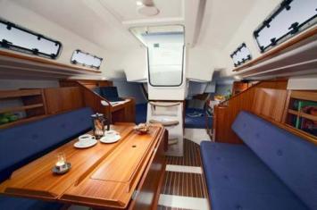 Yachtcharter X 35 One Design Niedergang 3 Cab 1 WC