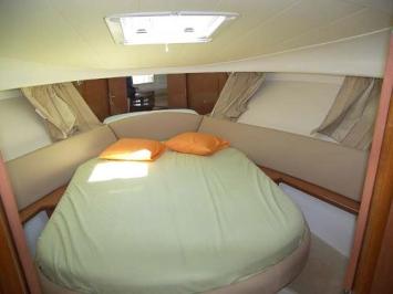 Yachtcharter Jeanneau Prestige 34 Vorschiff 2 Cab 1 WC