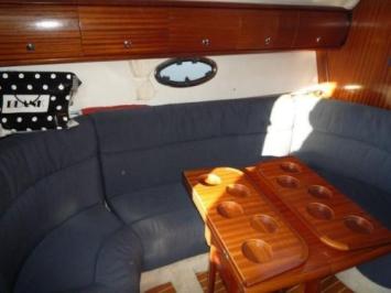 Yachtcharter Bavaria 34 sport 2cab salon