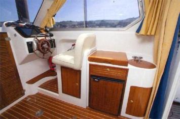 Yachtcharter Astinor 840 Cockpit 1 Cab 1 WC 1