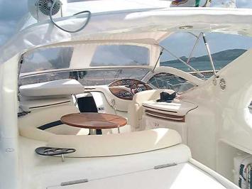 Yachtcharter Gobbi 425 (2Cab 2WC) Cockpit