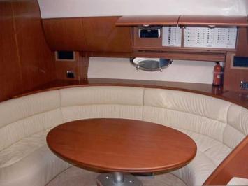 Yachtcharter Gobbi 425 (2Cab 2WC) Salon