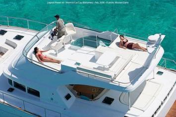 Yachtcharter Lagoon 44 Power Luftaufnahme 4 Cab 4 WC 1