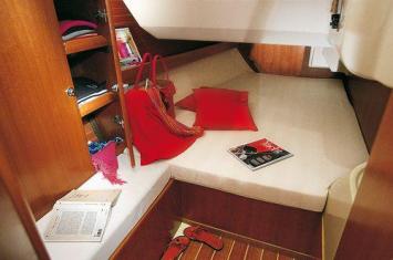 Yachtcharter Dufour 44 Performance Achterkabine 3 Cab  1