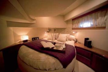 Yachtcharter Rodman 56 (3+1Cab/2WC) Cabine