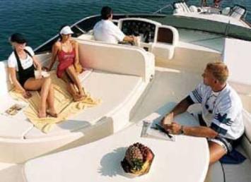 Yachtcharter Astondoa 72 Deck 4 Cab 4 WC