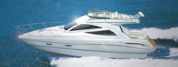 Yachtcharter sealineF34 Seitenansicht