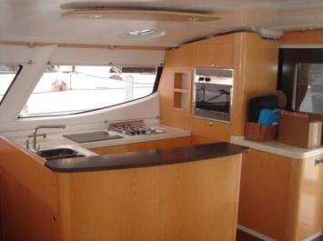 Yachtcharter Salina 48 Pantry 6 Cab 4 WC 1