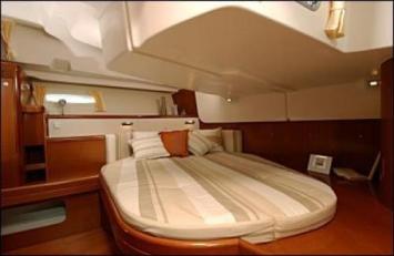 Yachtcharter Oceanis 50 Achterkabine 3 Cab 2 WC 1