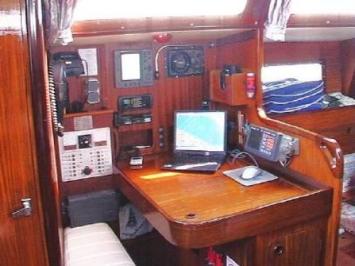 Yachtcharter Gib Sea 126 Kartentisch 4 Cab