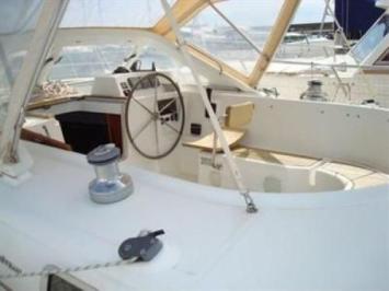 Yachtcharter Oceanis 42cc 2cab cockpit