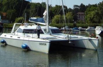 Yachtcharter Tango 52 (4+1Cab/2WC)_Bug