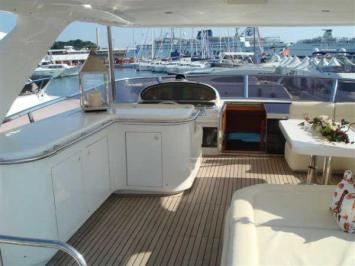 Yachtcharter elegance76_pic4