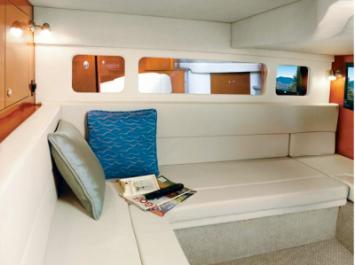 Yachtcharter Sea Ray 355 Sundancer Salon